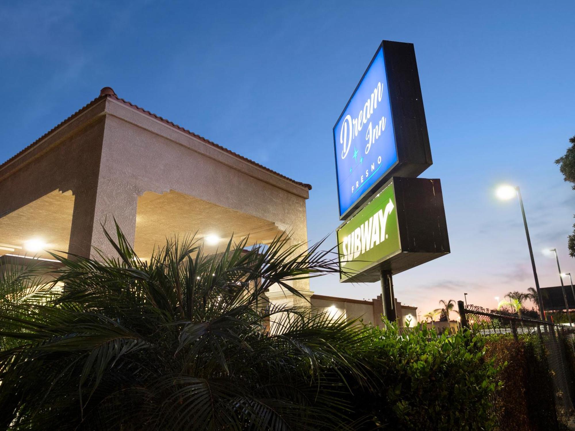 Dream Inn Fresno Ngoại thất bức ảnh